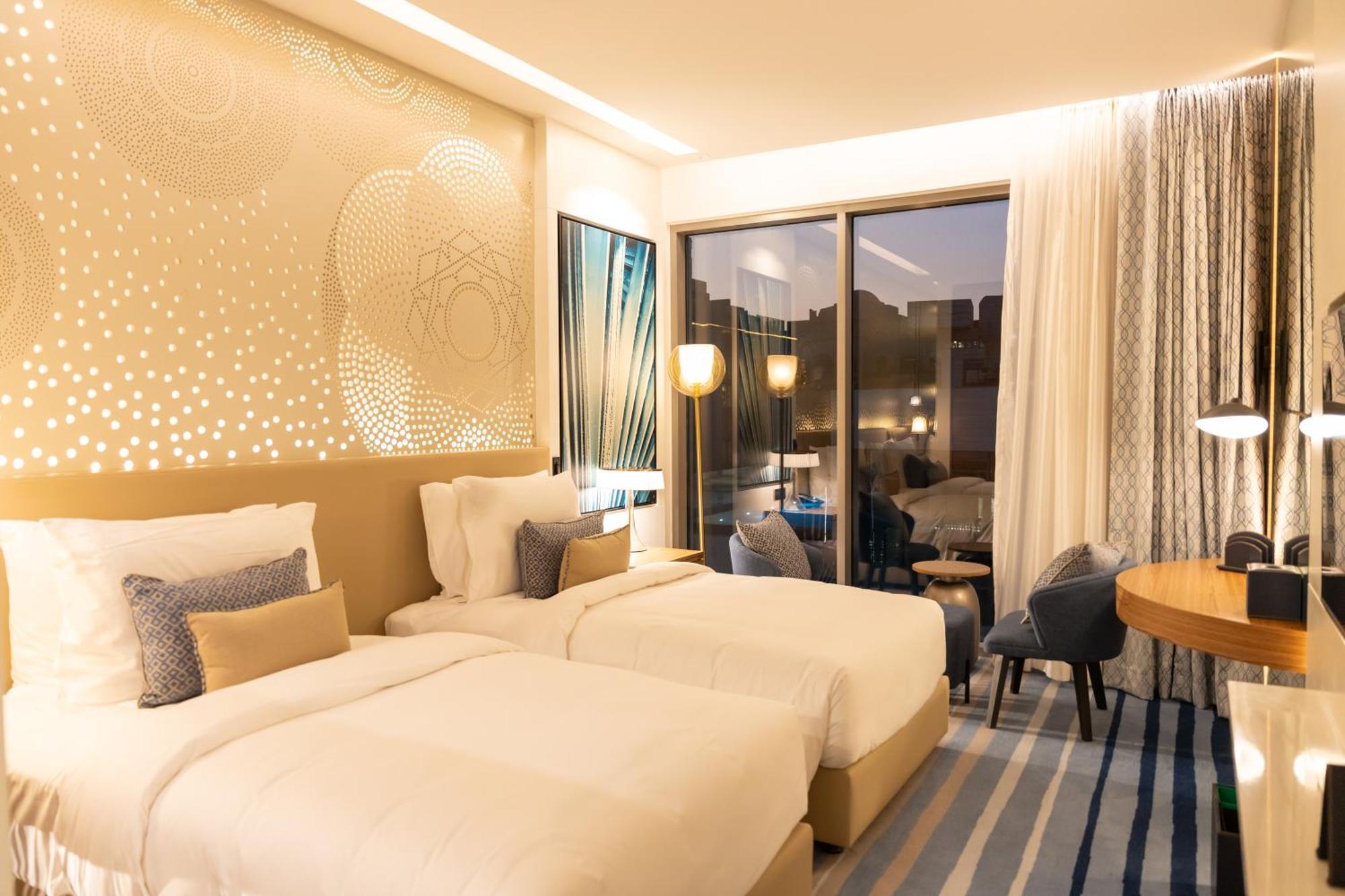 Tumbi West Palm Beach Hotel Dubai,Tapestry Collection Hilton Ngoại thất bức ảnh