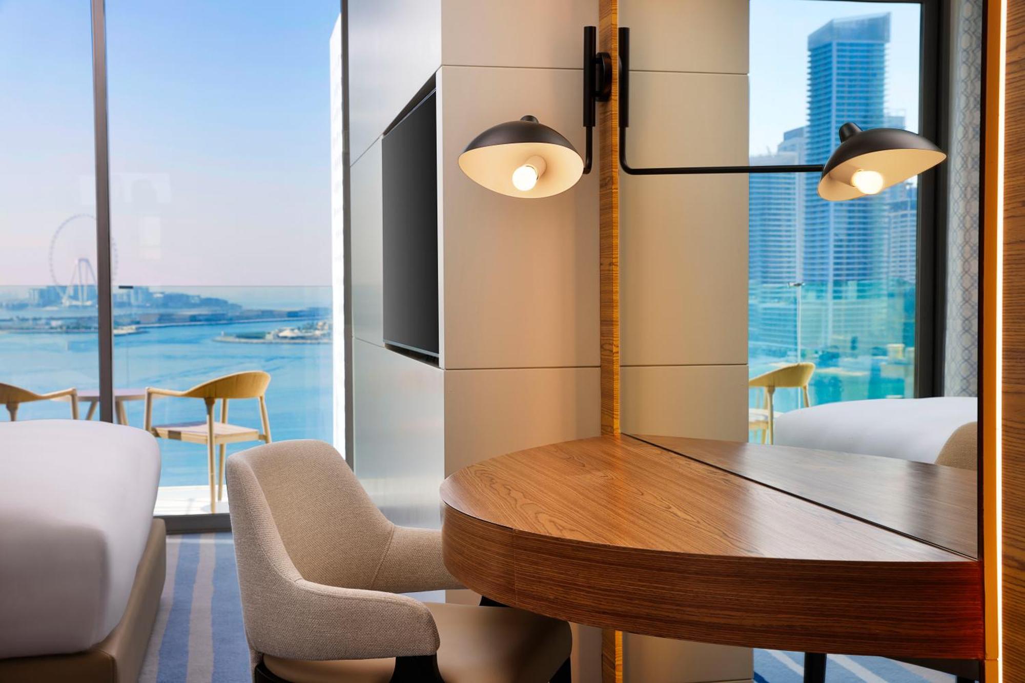 Tumbi West Palm Beach Hotel Dubai,Tapestry Collection Hilton Ngoại thất bức ảnh